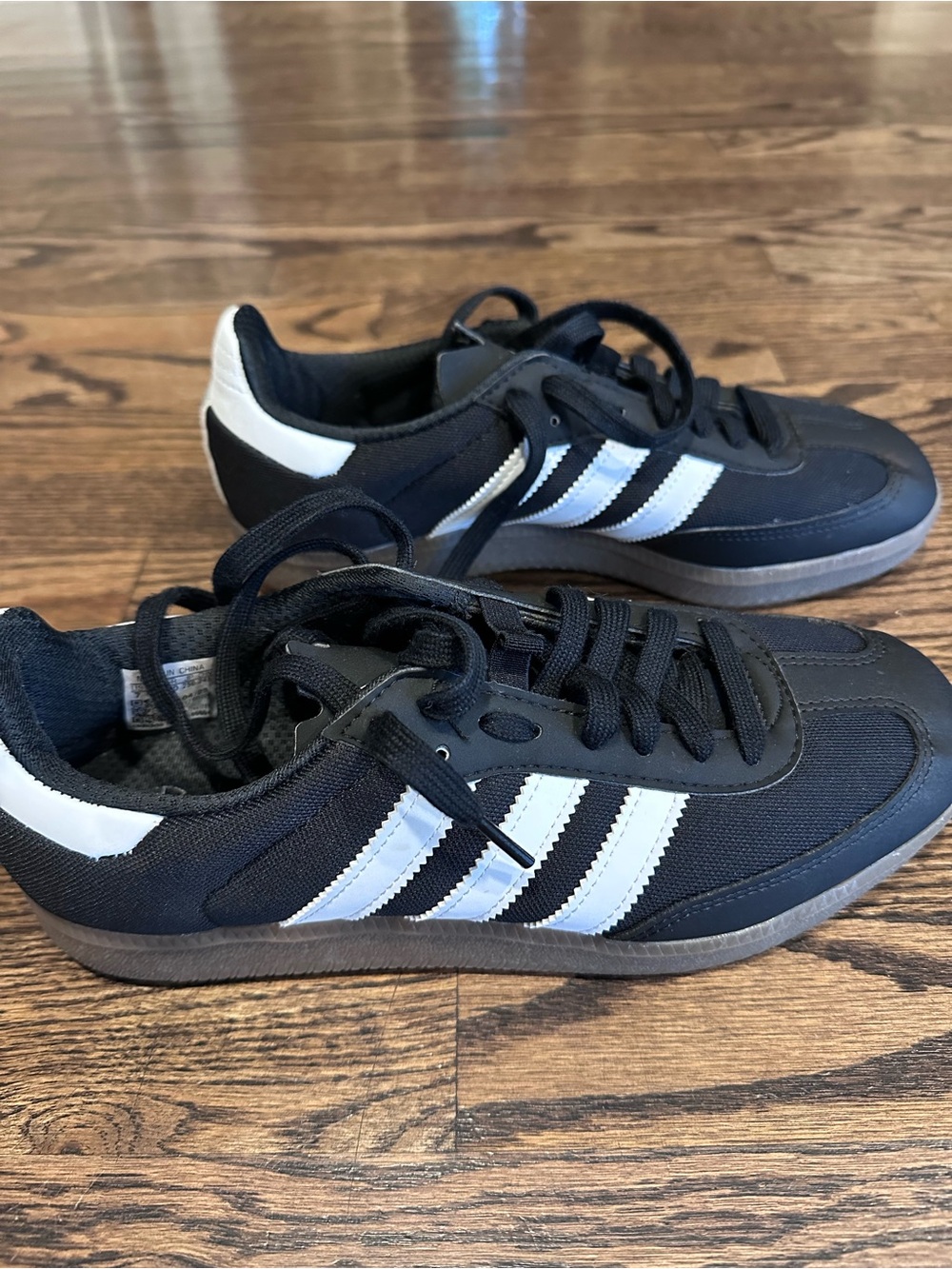 Adidas velosba Black & White cycle Sneakers